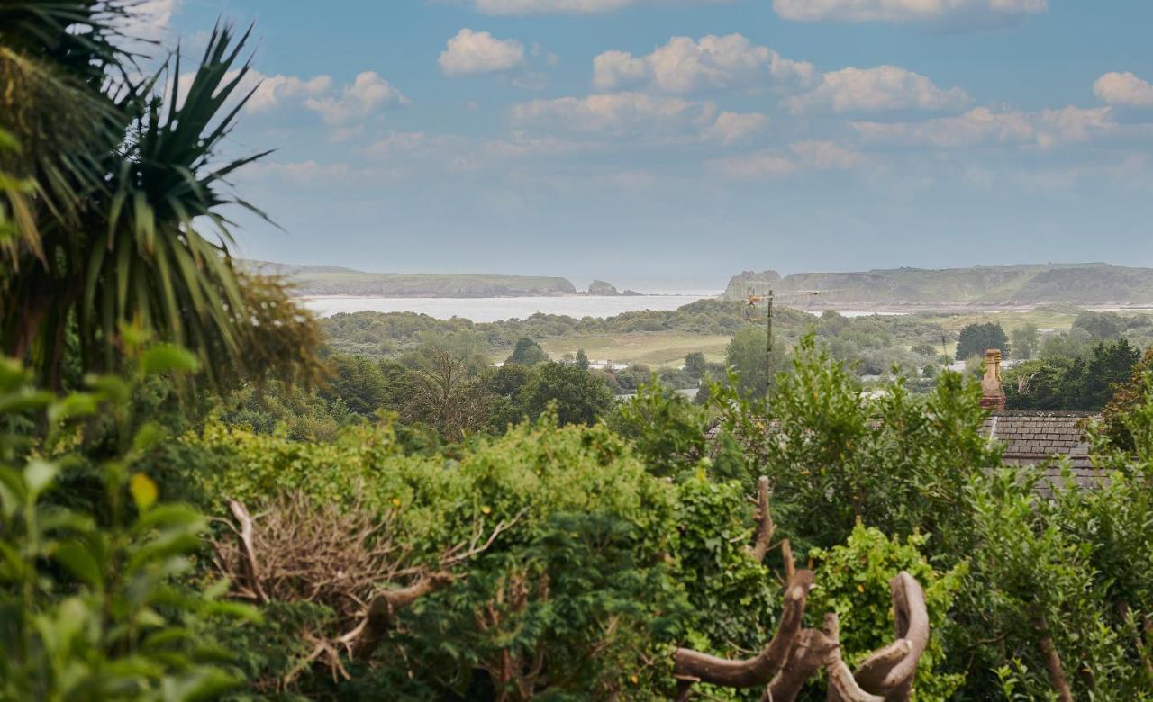 טנבי Sea Gem- Beautiful Family Home With Stunning Sea Views & Garden מראה חיצוני תמונה