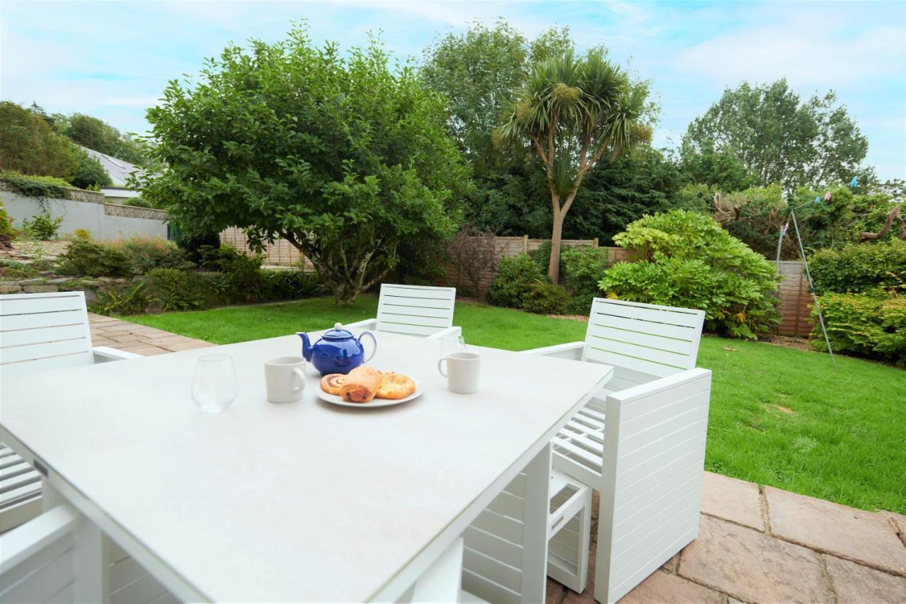 טנבי Sea Gem- Beautiful Family Home With Stunning Sea Views & Garden מראה חיצוני תמונה