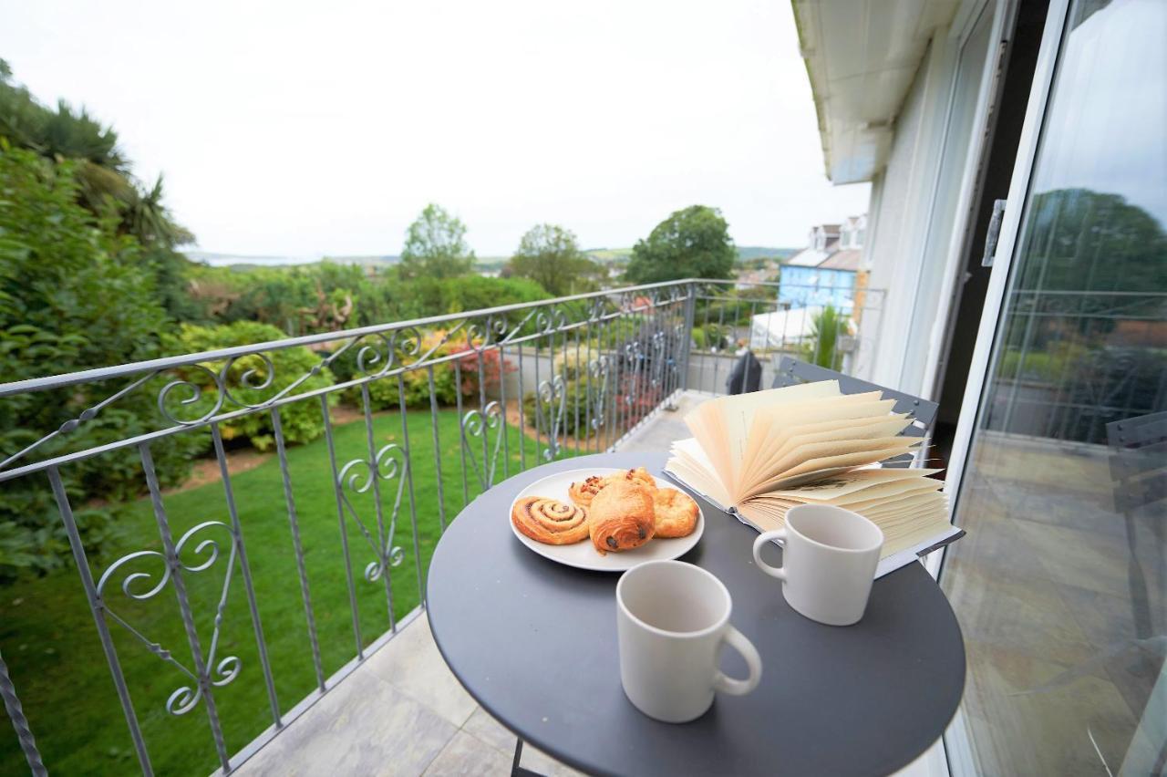 טנבי Sea Gem- Beautiful Family Home With Stunning Sea Views & Garden מראה חיצוני תמונה