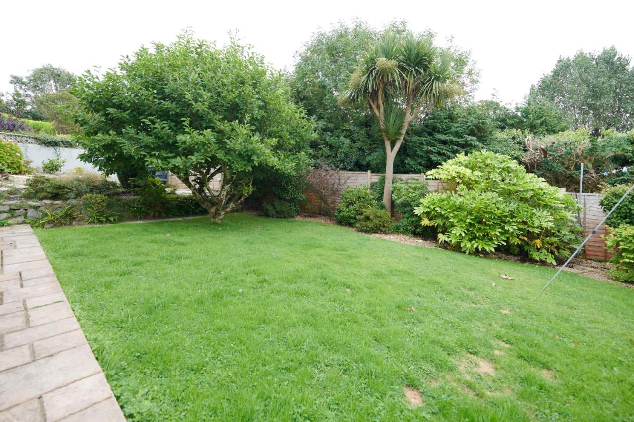 טנבי Sea Gem- Beautiful Family Home With Stunning Sea Views & Garden מראה חיצוני תמונה