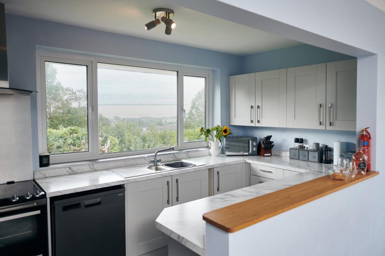 טנבי Sea Gem- Beautiful Family Home With Stunning Sea Views & Garden מראה חיצוני תמונה